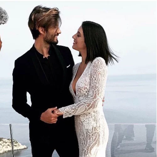 Γιώργος Καράβας | Η πρώτη δημοσίευσή του μετά την ανακοίνωση για τον ρόλο του στο GNTM - Η εντυπωσιακή σύζυγός του