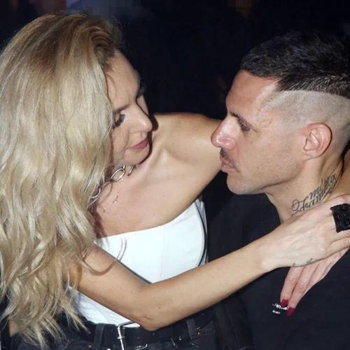 Τάμτα | Οι εντυπωσιακές φωτογραφίες με μαγιό και τα σχέδια με τον Πάρη Κασιδόκωστα για το άμεσο μέλλον