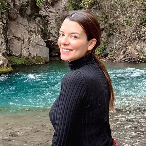 Νικολέττα Ράλλη | Φωτογραφίζει τη νεογέννητη κόρη της στο μαιευτήριο