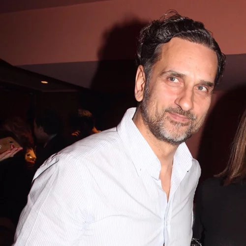 Όταν ο Νίκος Ψαρράς μοιράστηκε μια σπανακόπιτα με τον Tom Hanks στο Los Angeles