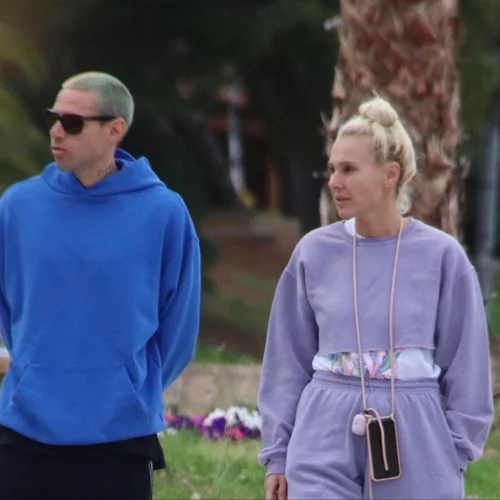 Τάμτα - Πάρης Κασιδόκωστας | Βόλτα στη Βουλιαγμένη με casual outfits