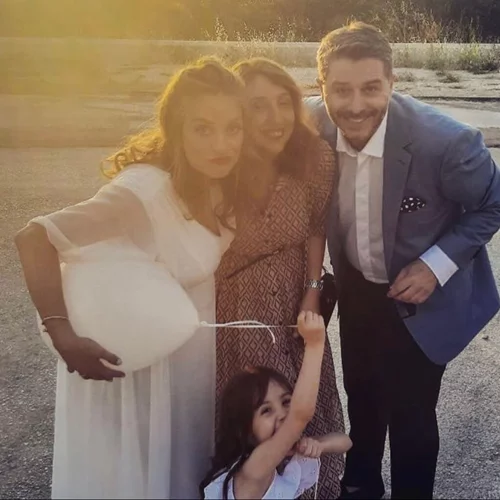 Λένα Δροσάκη - Αλέξανδρος Μπουρδούμης | Το λιτό νυφικό και οι πρώτες φωτογραφίες μετά τον γάμο