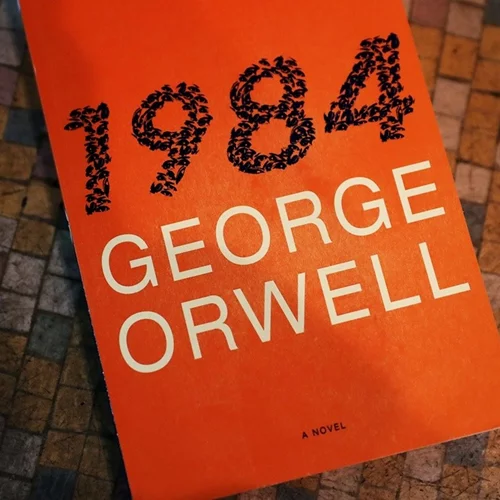 Όταν οι πωλήσεις του προφητικού 1984 εκτοξεύτηκαν εξαιτίας του Donald Trump