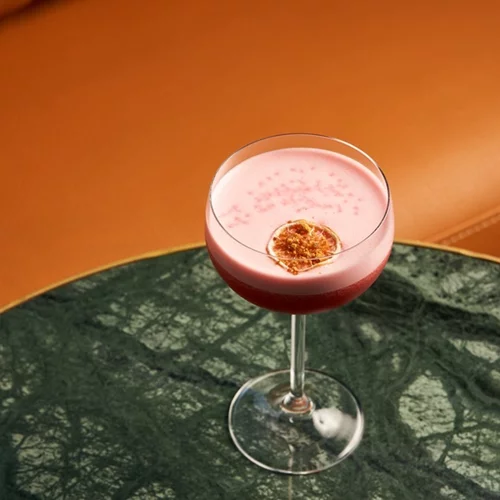 104 αγαπημένα μπαρ σε όλη την Ελλάδα μπαίνουν ξανά στις επάλξεις