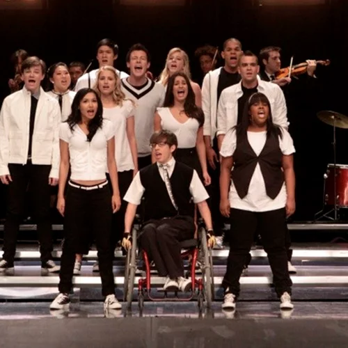 Το cast του “Glee” εκθέτει τη Lea Michele για απαράδεκτη συμπεριφορά