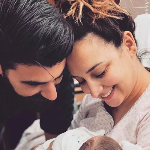 Κλέλια Πανταζή - Λευτέρης Τσάκαλος | Οι προετοιμασίες για τη βάφτιση του γιου τους (pics)