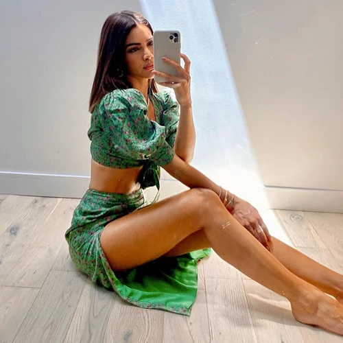 Πώς να αποκτήσεις απαλά και λαμπερά πόδια που δεν θα χορταίνεις να αγγίζεις