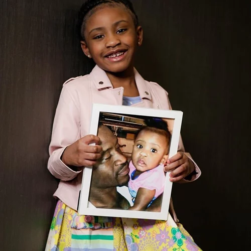 Η κόρη του George Floyd έγινε μέτοχος της Disney μέσω της Barbra Streisand