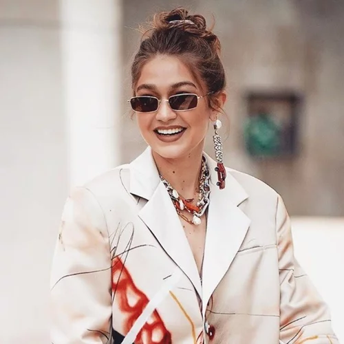 5 χτενίσματα που αδυνατίζουν και κολακεύουν τα στρογγυλά πρόσωπα