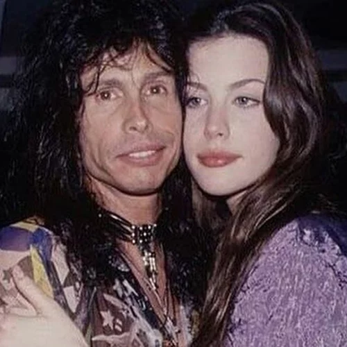 "Μαμά, γιατί μου μοιάζει τόσο αυτός;" Όταν η Λιβ ανακάλυψε ότι ο Στίβεν Τάιλερ είναι ο πατέρας της