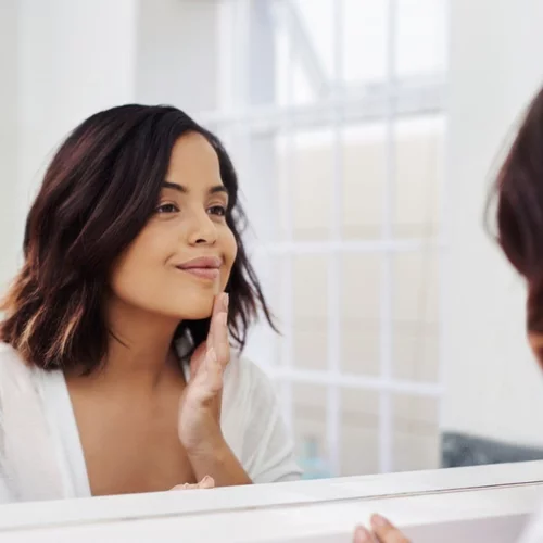 Μάσκα με ελαιόλαδο και γάλα για τις σακούλες κάτω από τα μάτια