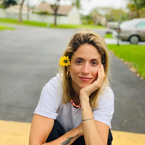 Σοφία Καρβέλα | Άλλαξε τα μαλλιά της και έκανε το επόμενο hot κούρεμα της χρονιάς