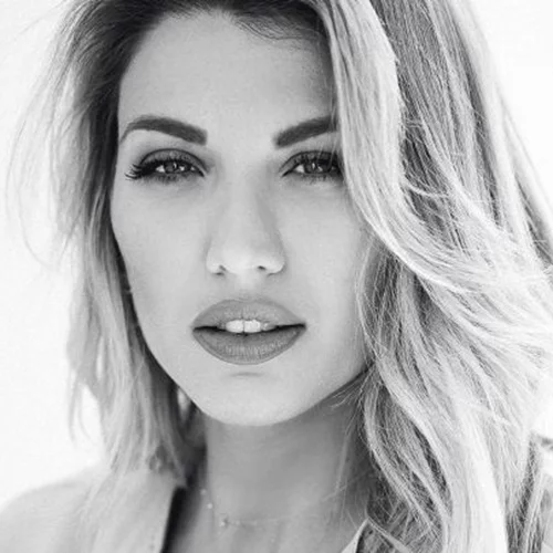 Η Κωνσταντίνα Σπυροπούλου απαντά πρώτη φορά στις φήμες περί τηλεοπτικής της επιστροφής