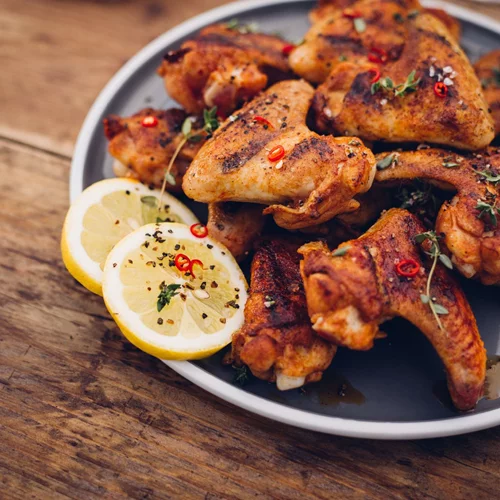 Παϊδάκια κοτόπουλου με σάλτσα μπίρας, ένα μικρό έπος