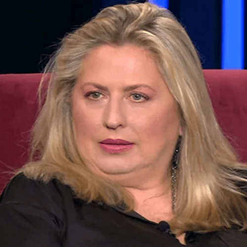 Η Σάντρα Βουτσά αποκαλύπτει: "Πήρα τελεσίγραφο ότι "οι πίνακες είναι δικοί μου και δεν τους δίνω". Αυτό με έχει εξοργίσει"