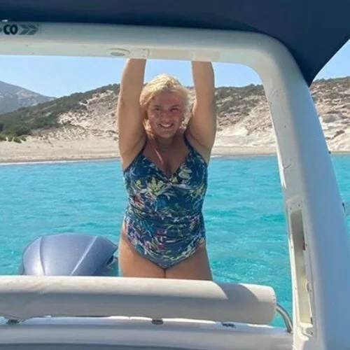 «Work, work, work» | Η Δανάη Μπάρκα ετοιμάζεται ήδη για τη νέα της εκπομπή - Η φωτογραφία από το Mega