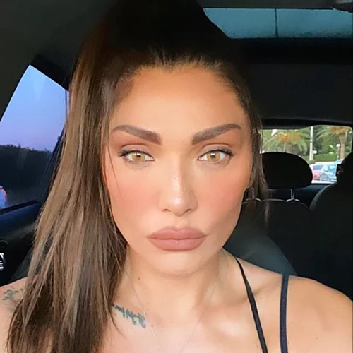 Full in love γνωστή Ελληνίδα τραγουδίστρια | Αυτός είναι ο 27χρονος Άραβας επιχειρηματίας σύντροφός της