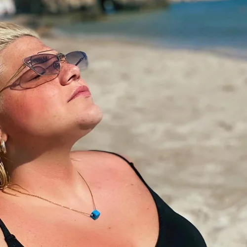 Δανάη Μπάρκα | Η ολόσωμη φωτογραφία της με μπικίνι