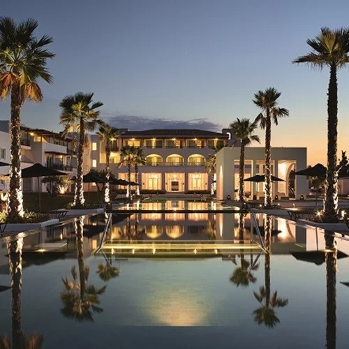 Γιατί η Πελοπόννησος είναι το ιδανικό μέρος για οικογενειακές διακοπές φέτος το καλοκαίρι (και τα επόμενα)