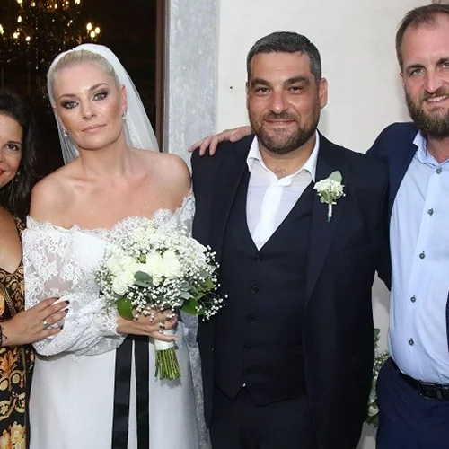 Ελισάβετ Μουτάφη - Μαρίνα Ασλάνογλου | Οι κολλητές φίλες και κουμπάρες ευχήθηκαν στους συζύγους τους που έχουν ίδια μέρα γενέθλια (pics)