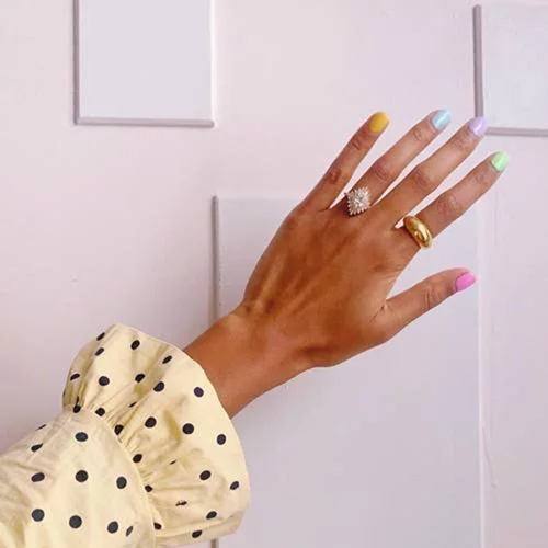 Τα πιο δημοφιλή καλοκαιρινά μανικιούρ αυτήν την στιγμή