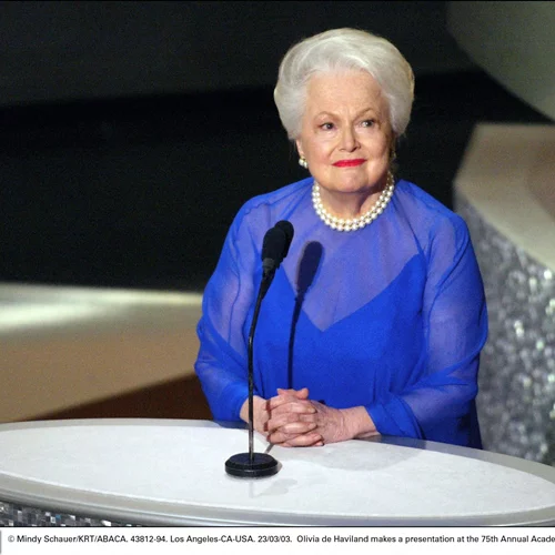 «Έφυγε» από τη ζωή η θρυλική ηθοποιός του «Όσα παίρνει ο άνεμος», Olivia de Havilland