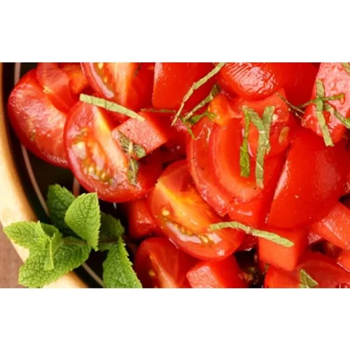 Δροσερή σαλάτα με καρπούζι και ντομάτα