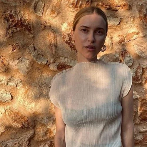 Αυτά τα υφάσματα θα κάνουν τα σύνολά σου να φαίνονται πιο ακριβά και chic