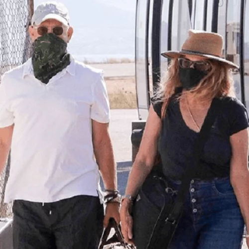 Έφτασαν στην Πάρο Tom Hanks και Rita Wilson