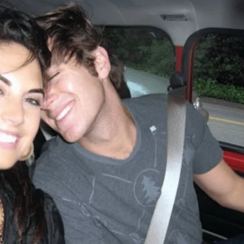 Ο Armie Hammer ανακοινώνει το διαζύγιό του στο Instagram