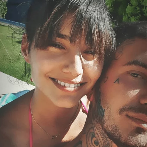 Snik | Η φωτογραφία με την Ηλιάνα Παπαγεωργίου με αφορμή τη γιορτή της και η αλλαγή στα μαλλιά του