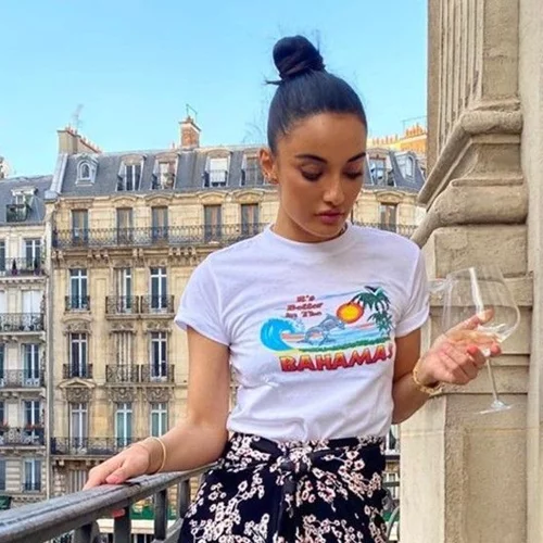 Πώς θα συνδυάσεις το αγαπημένο σου T-shirt αυτό το καλοκαίρι