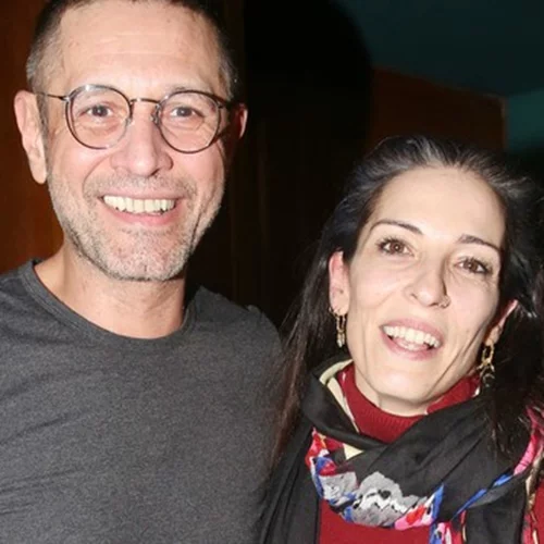 Αθηνά Μαξίμου-Αιμίλιος Χειλάκης | Βραδινή έξοδος στο Βεάκειο θέατρο τον Ιούλιο