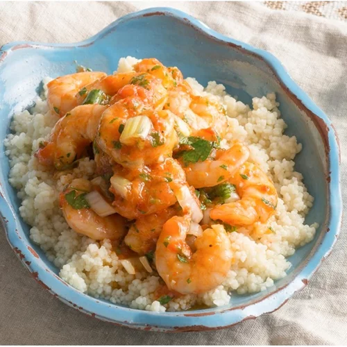 Κουσκούς με γαρίδες και pesto κόκκινης πιπεριάς