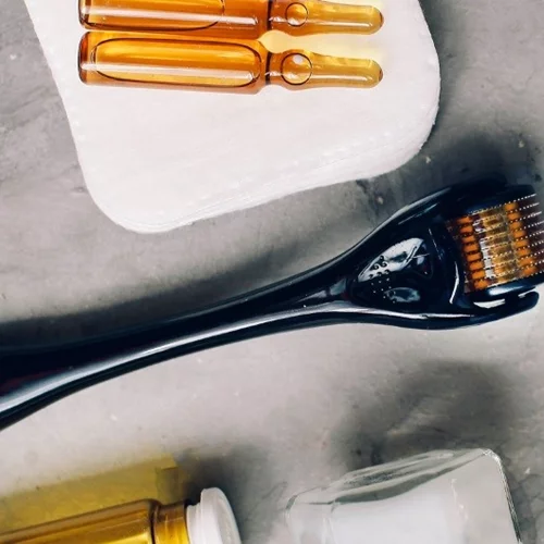 Derma-Roller | Πόσο ασφαλές είναι το θαύμα των skincare gadgets;