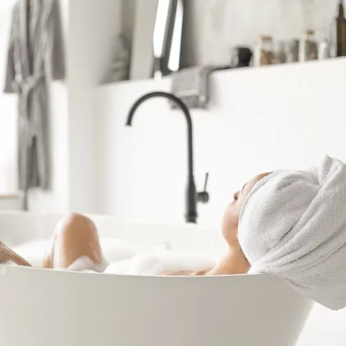 Ξέρουμε πώς μπορείς να μετατρέψεις εύκολα το σπίτι σου σε πολυτελές σπα