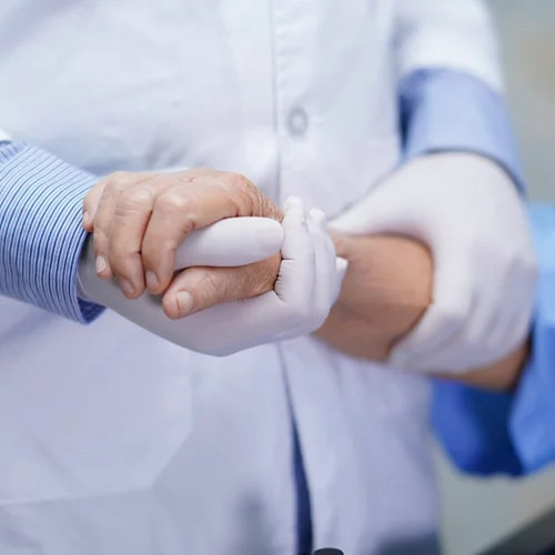 Η Shop & Trade στηρίζει το ιατρικό και νοσηλευτικό προσωπικό των ΜΕΘ