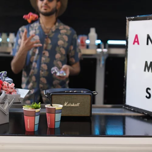 Το πρώτο Open Air Friday Party σε περιμένει στην πιο cool γειτονιά του κέντρου