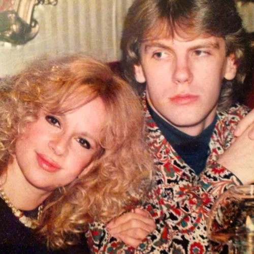 Η τρυφερή φωτογραφία του Κώστα Σπυρόπουλου με την Αλίκη Βουγιουκλάκη ανήμερα της επετείου του θανάτου της