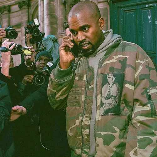 Ο Kanye West και το βραβείο Grammy | Προκάλεσε σάλο δημοσιεύοντας βίντεο που τον δείχνει να...