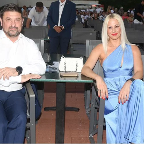 Γιώτα Παναγιωτοπούλου | Ποια είναι η εντυπωσιακή σύζυγος του Νίκου Χαρδαλιά