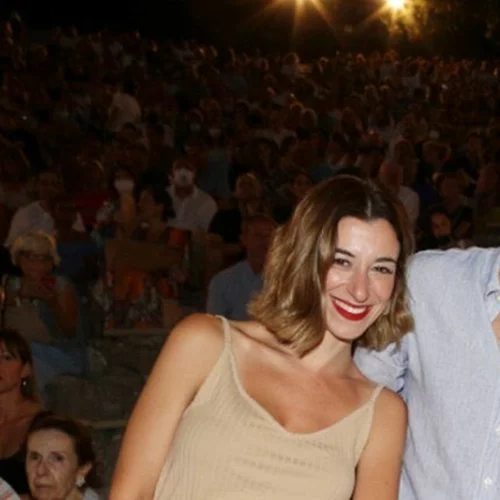 Χριστόφορος Παπακαλιάτης και Μαρίζα Ρίζου μαζί στην Επίδαυρο