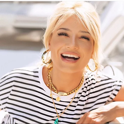 Η Φαίη Σκορδά αποκάλυψε την άγνωστη επικοινωνία της με την Τζένη Μπαλατσινού