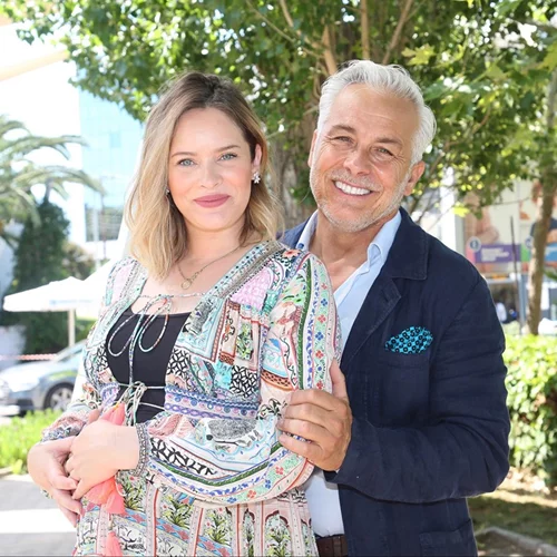 Full time mommy | Η Anita Brand φωτογραφίζει τον τριών μηνών γιο της