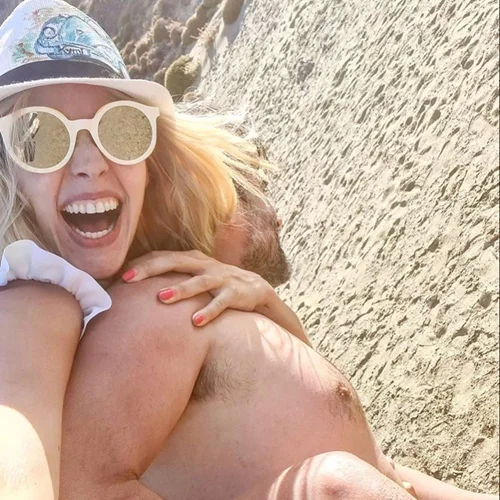 Μαντώ Γαστεράτου | Σπάνια φωτογραφία με τον σύζυγό της που αποφεύγει τη δημοσιότητα