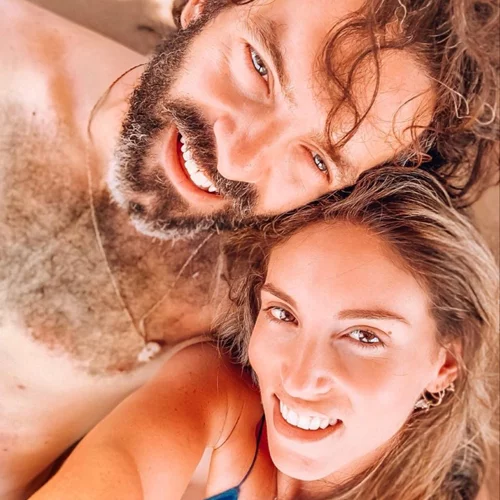 Αθηνά Οικονομάκου - Φίλιππος Μιχόπουλος  | Το φωτογραφικό άλμπουμ από τις ρομαντικές διακοπές τους στα Κύθηρα