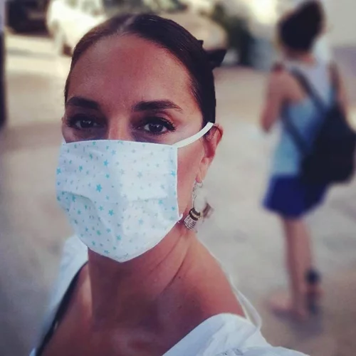 Υποχρεωτική χρήση της μάσκας από τους μαθητές | Η Νόνη Δούνια για το θέμα που έχει διχάσει τους γονείς