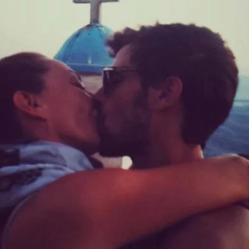 Ρούλα Ρέβη-Αποστόλης Τότσικας | Πιο ερωτευμένοι από ποτέ