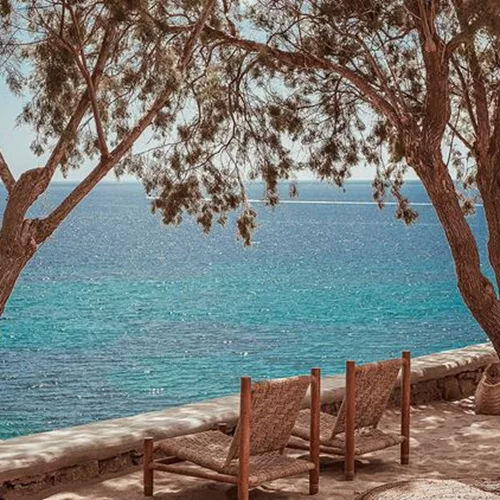 The Escape | Η άλλη Μύκονος