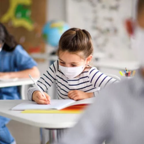 Άνοιγμα σχολείων | Mάσκες για όλους και χωριστά διαλείμματα - Όλες οι αλλαγές της νέας χρονιάς